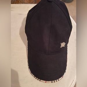 Burberry child size hat.